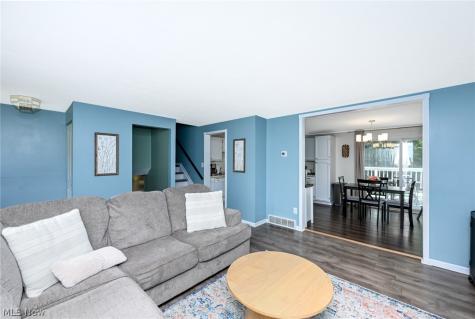 4092 Hummingbird Trail Stow OH 44224