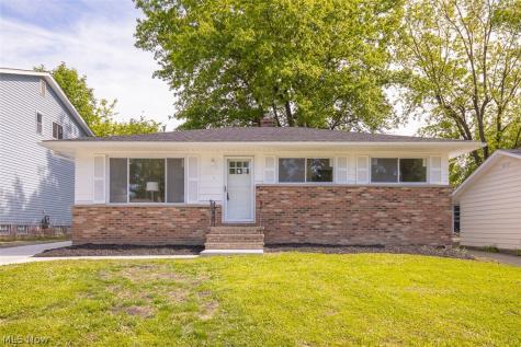 14936 Janice Drive Maple Heights OH 44137