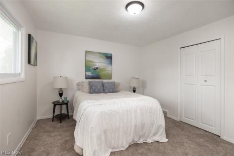 14936 Janice Drive Maple Heights OH 44137