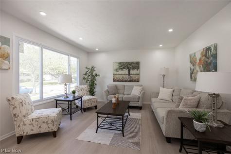14936 Janice Drive Maple Heights OH 44137