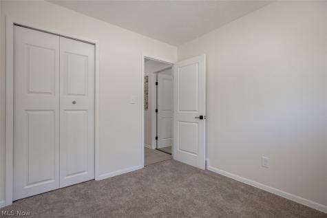 14936 Janice Drive Maple Heights OH 44137