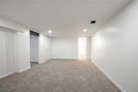 14936 Janice Drive Maple Heights OH 44137