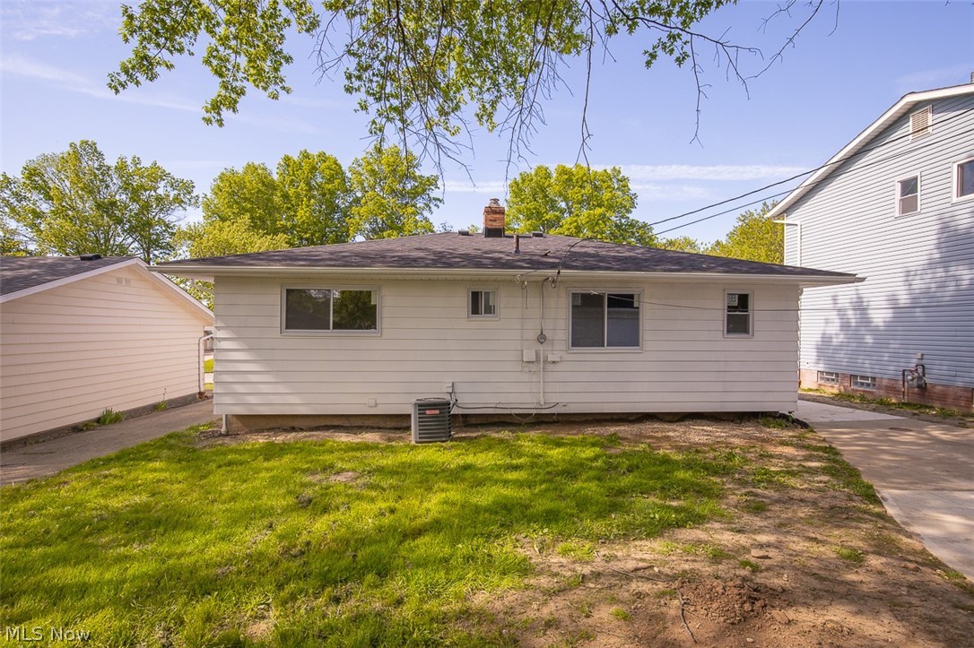 14936 Janice Drive Maple Heights OH 44137