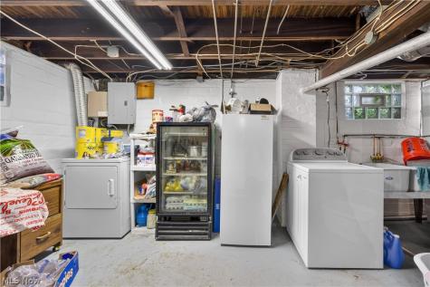 3491 W 99th Street Cleveland OH 44102