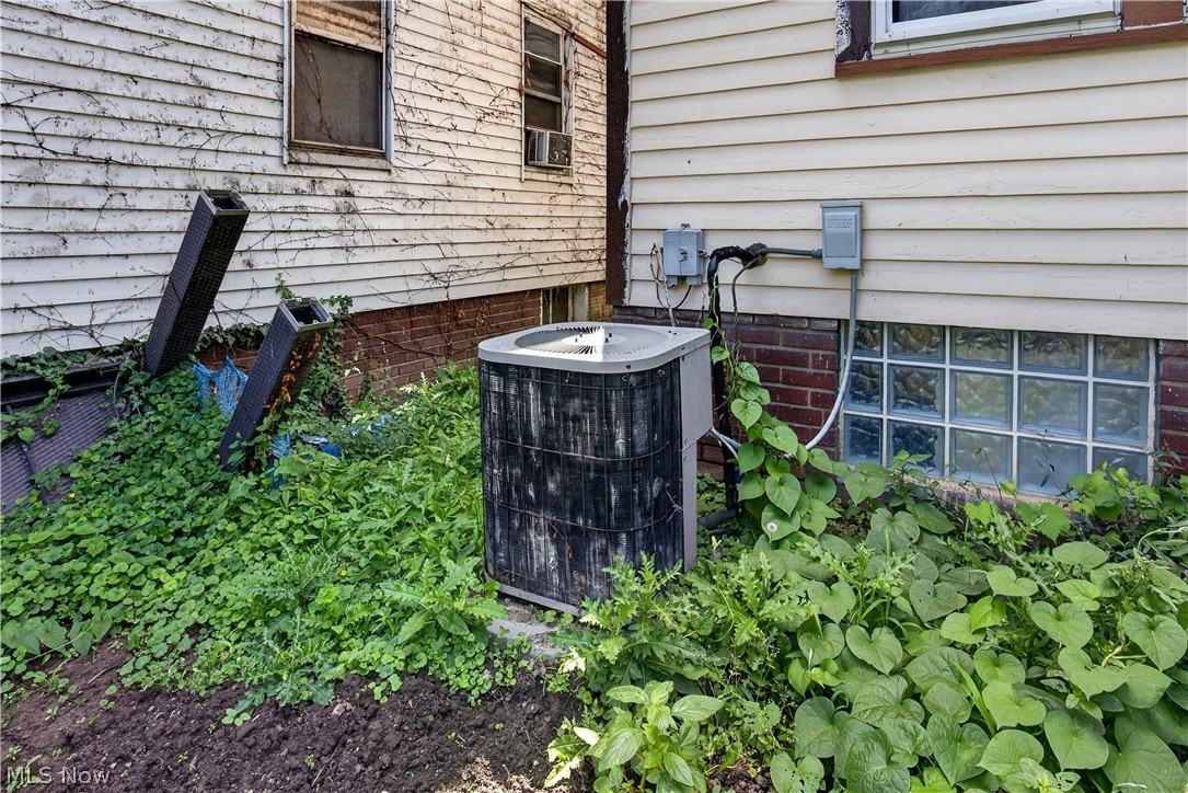 3491 W 99th Street Cleveland OH 44102