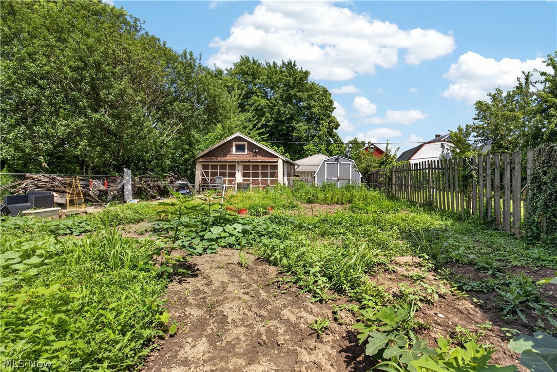 3491 W 99th Street Cleveland OH 44102