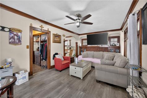 3491 W 99th Street Cleveland OH 44102