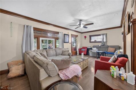 3491 W 99th Street Cleveland OH 44102