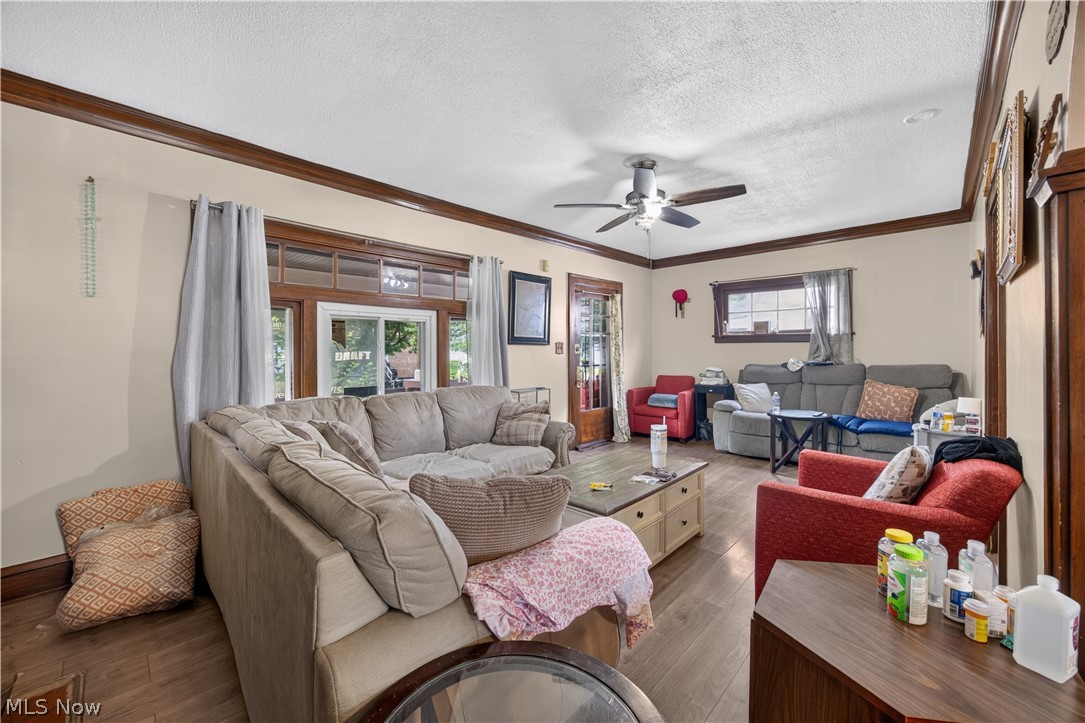 3491 W 99th Street Cleveland OH 44102