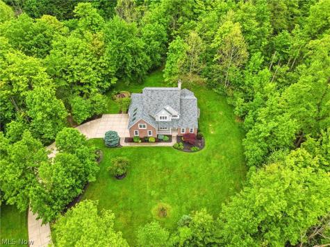 815 Centerville Trail Aurora OH 44202