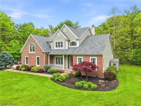 815 Centerville Trail Aurora OH 44202