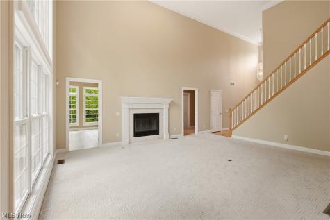 815 Centerville Trail Aurora OH 44202