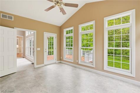 815 Centerville Trail Aurora OH 44202