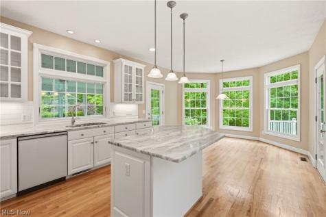 815 Centerville Trail Aurora OH 44202