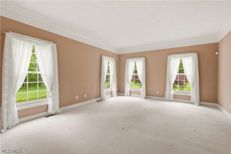 815 Centerville Trail Aurora OH 44202