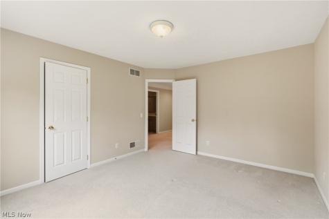 815 Centerville Trail Aurora OH 44202