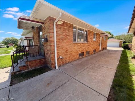 13606 Carpenter Road Cleveland OH 44125
