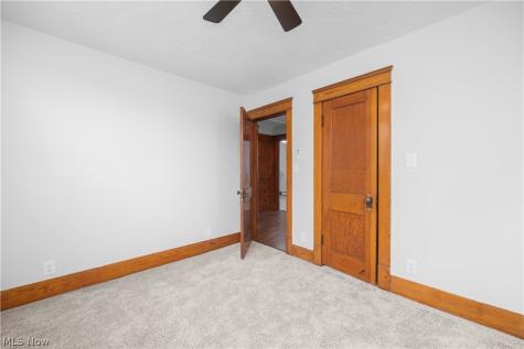 1138 W 6th Street Lorain OH 44052