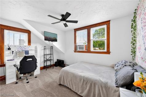 1138 W 6th Street Lorain OH 44052