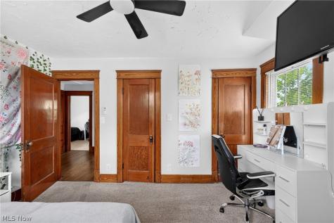 1138 W 6th Street Lorain OH 44052