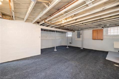 1138 W 6th Street Lorain OH 44052