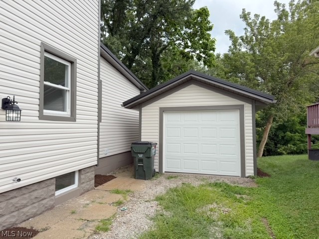 318 W 14th Street Dover OH 44622