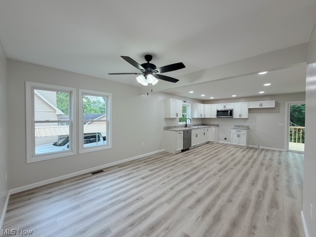 318 W 14th Street Dover OH 44622