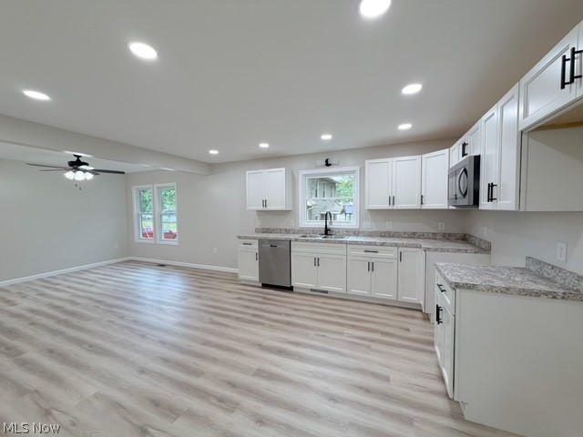 318 W 14th Street Dover OH 44622
