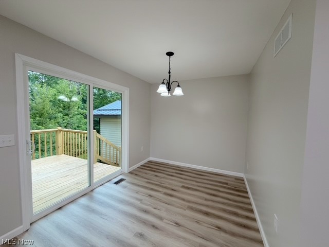 318 W 14th Street Dover OH 44622