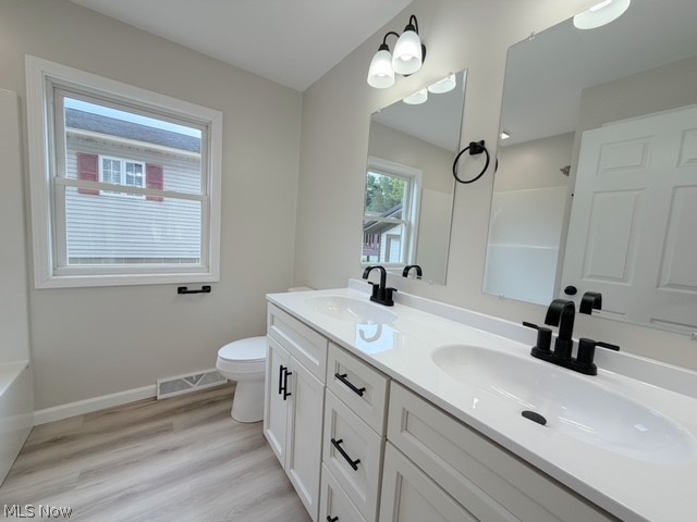 318 W 14th Street Dover OH 44622