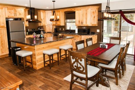 40011 Hope Court Elyria OH 44035