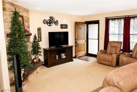 40011 Hope Court Elyria OH 44035