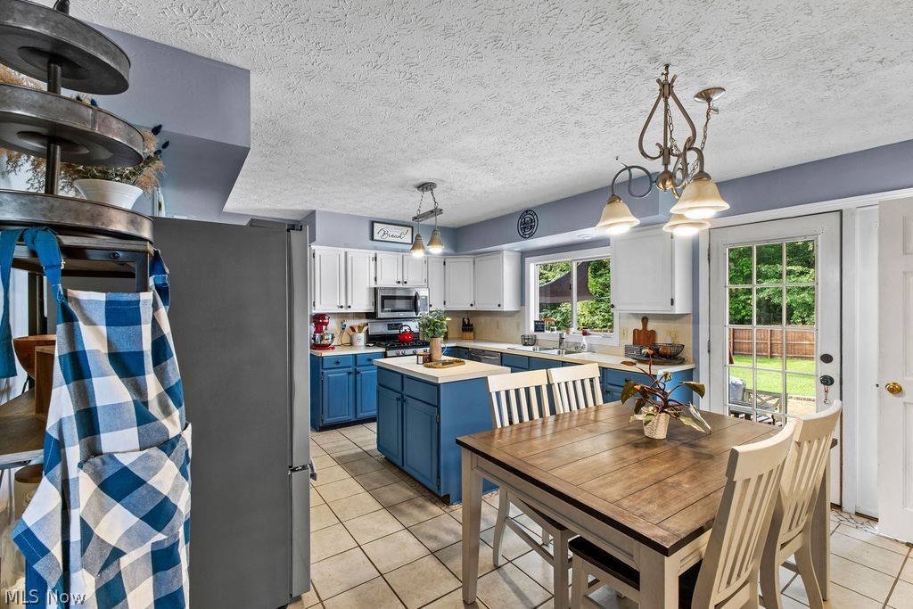 3597 Stratavon Drive NW North Canton OH 44720