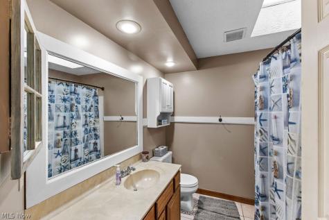 3597 Stratavon Drive NW North Canton OH 44720