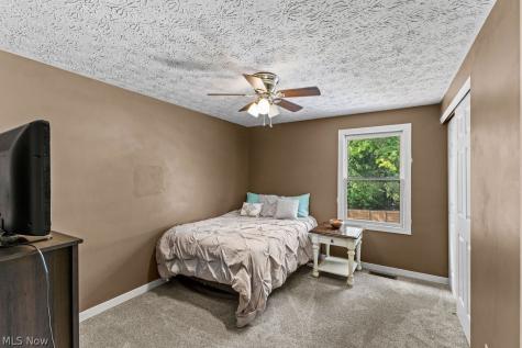 3597 Stratavon Drive NW North Canton OH 44720