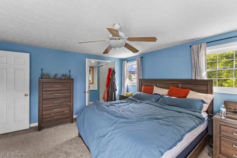 3597 Stratavon Drive NW North Canton OH 44720