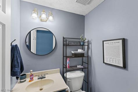 3597 Stratavon Drive NW North Canton OH 44720