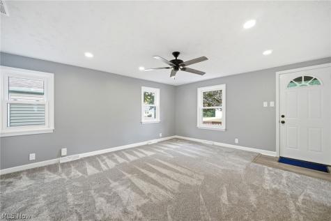 253 Franks Avenue Wadsworth OH 44281