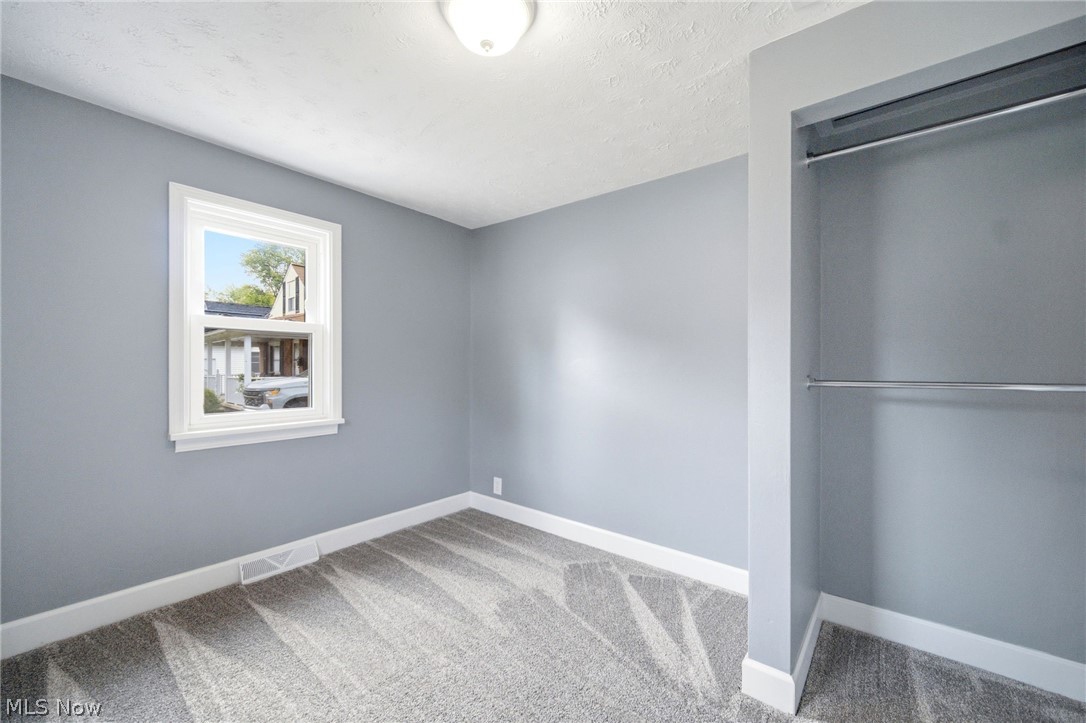 253 Franks Avenue Wadsworth OH 44281