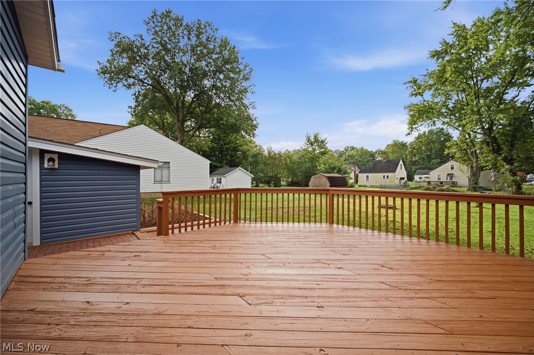 253 Franks Avenue Wadsworth OH 44281
