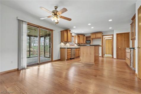 9498 Andrew Drive Twinsburg OH 44087