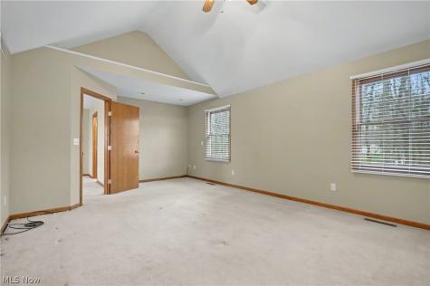 9498 Andrew Drive Twinsburg OH 44087