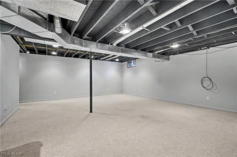 9498 Andrew Drive Twinsburg OH 44087