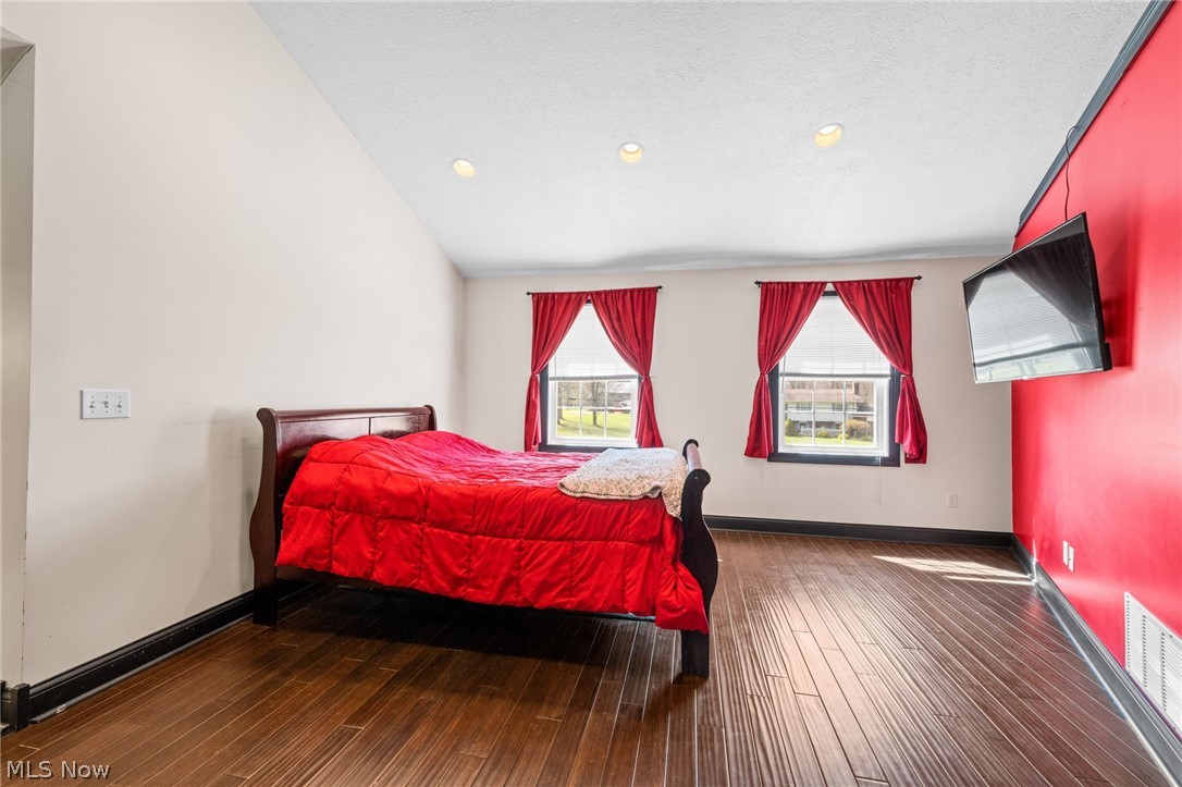 2837 Mahan Denman Road NW Bristolville OH 44402