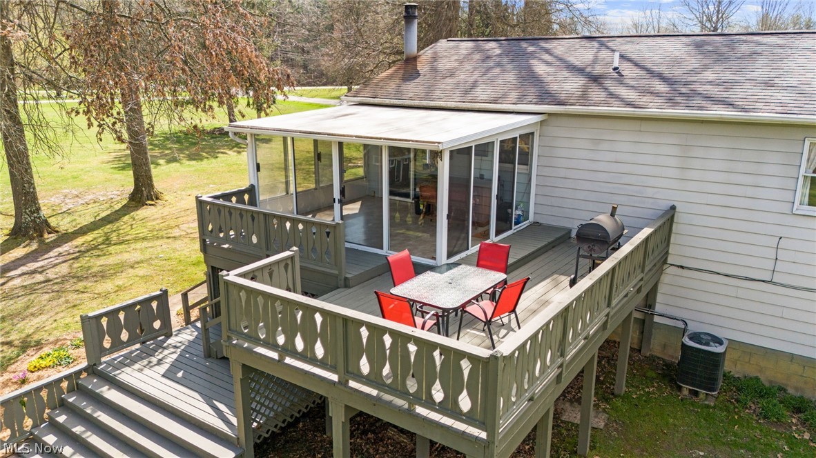 2837 Mahan Denman Road NW Bristolville OH 44402