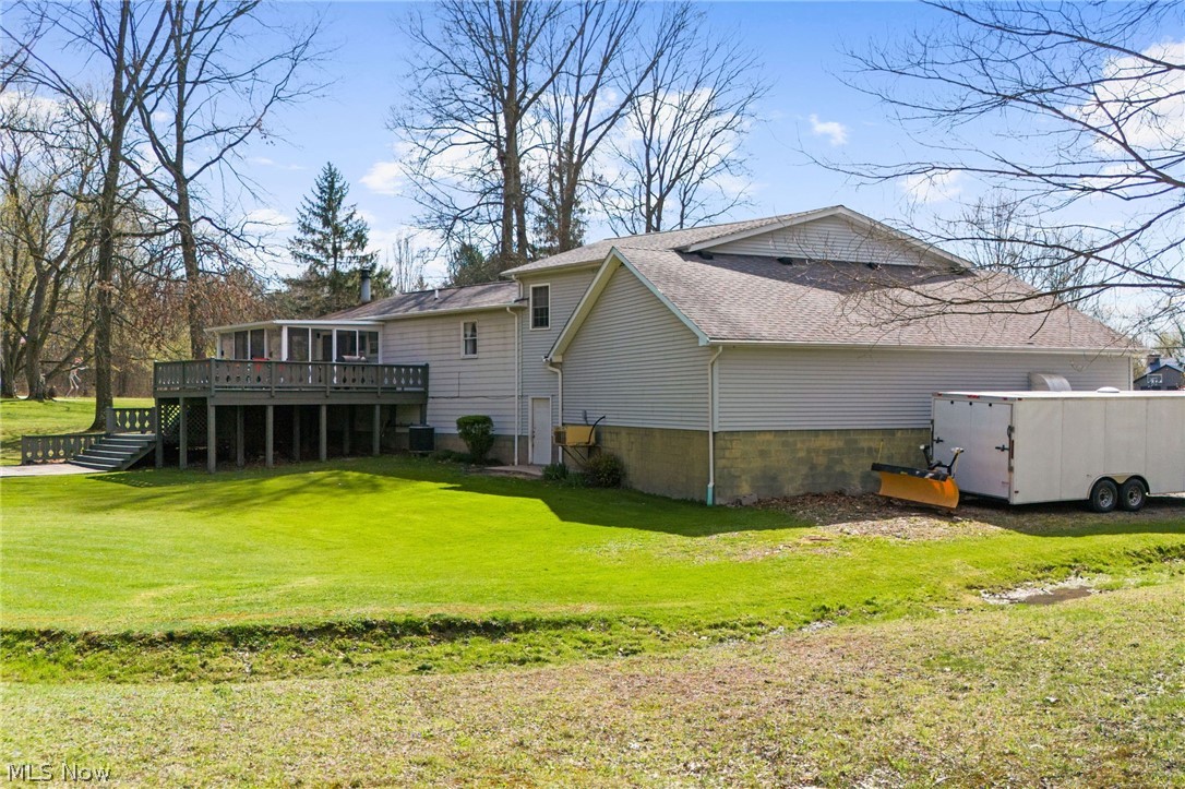 2837 Mahan Denman Road NW Bristolville OH 44402