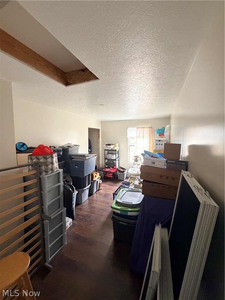 21252 Oxford Road Salesville OH 43773
