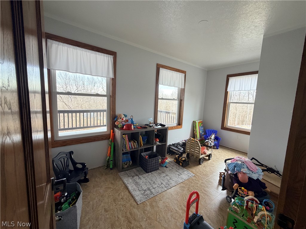 21252 Oxford Road Salesville OH 43773