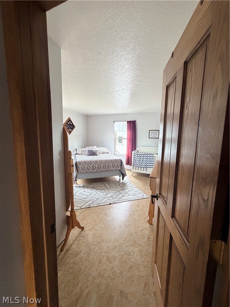 21252 Oxford Road Salesville OH 43773