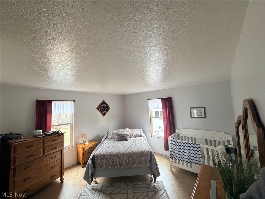 21252 Oxford Road Salesville OH 43773